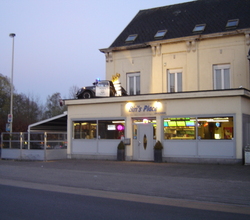Biri Place Frituur - Broodjes- en Snackbar
